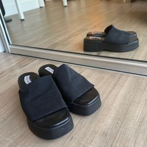 steve madden slinkies